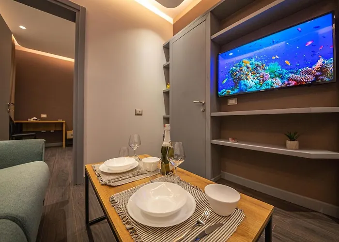 Blloku Unique ティラナ