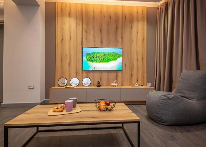 Blloku Unique * ティラナ