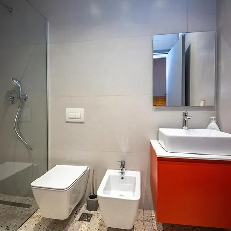 Blloku Unique Tirana