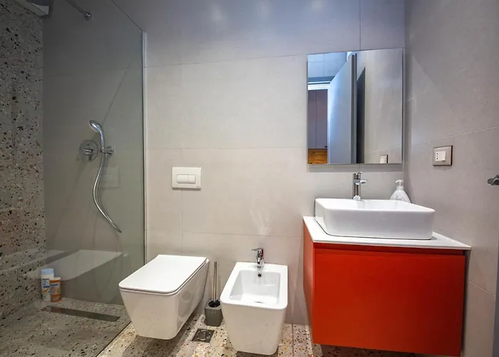 Blloku Unique Tirana